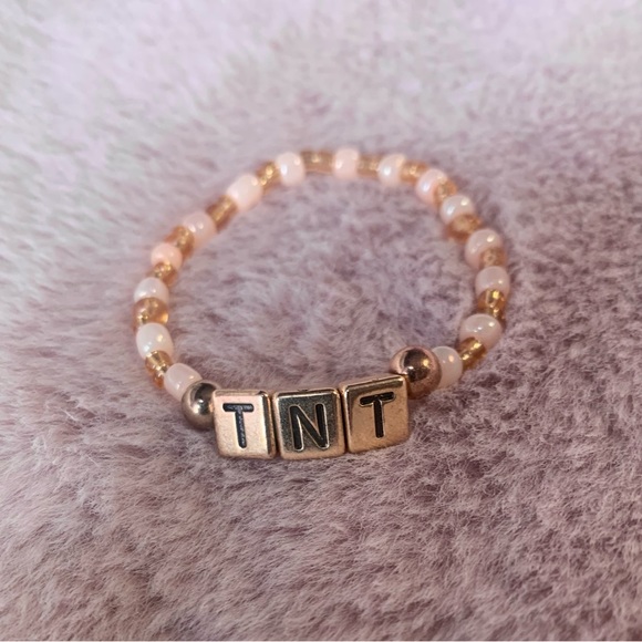 TNT Taylor Swift Travis and Taylor bracelet - Picture 2 of 3